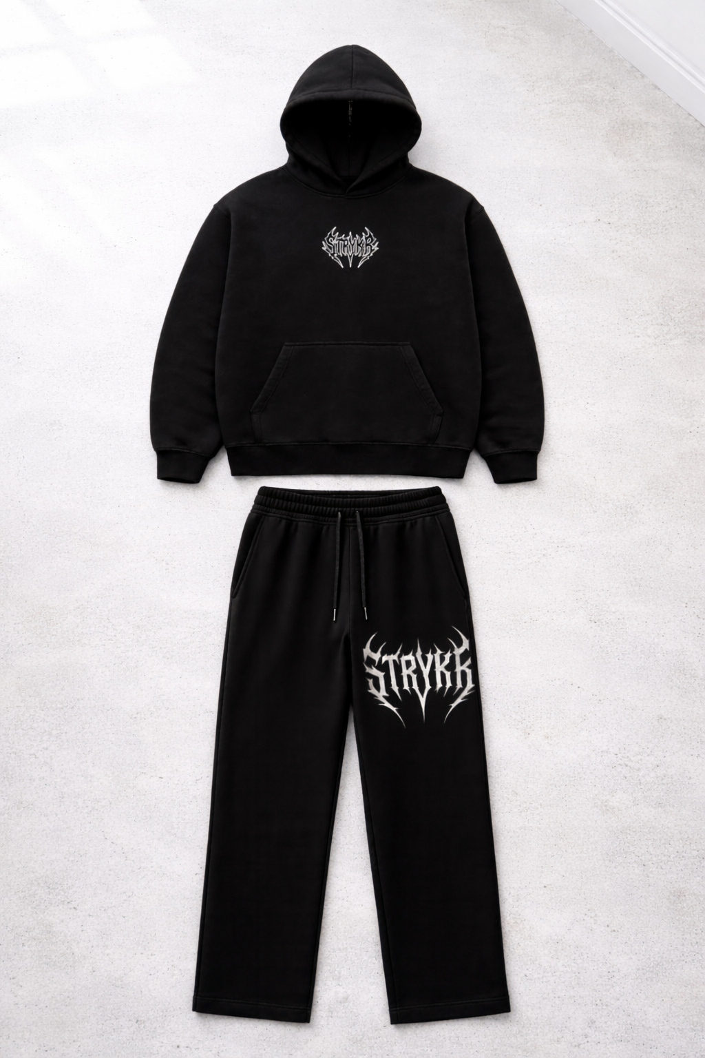 BLACK & WHITE PUMPCOVER SET