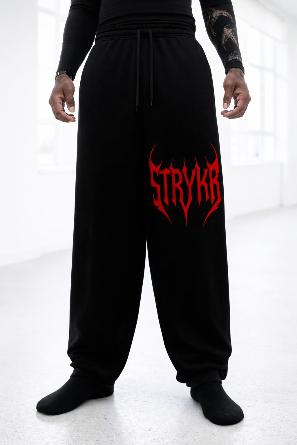 BLACK & RED PUMPCOVER SET