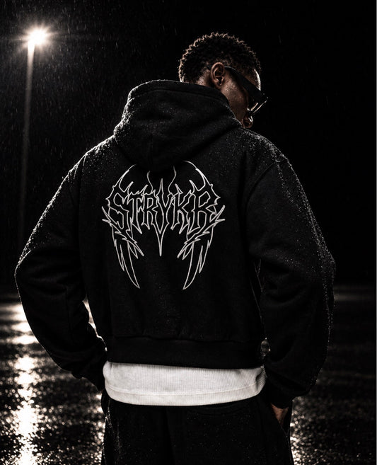 Black & White pumpcover hoodie