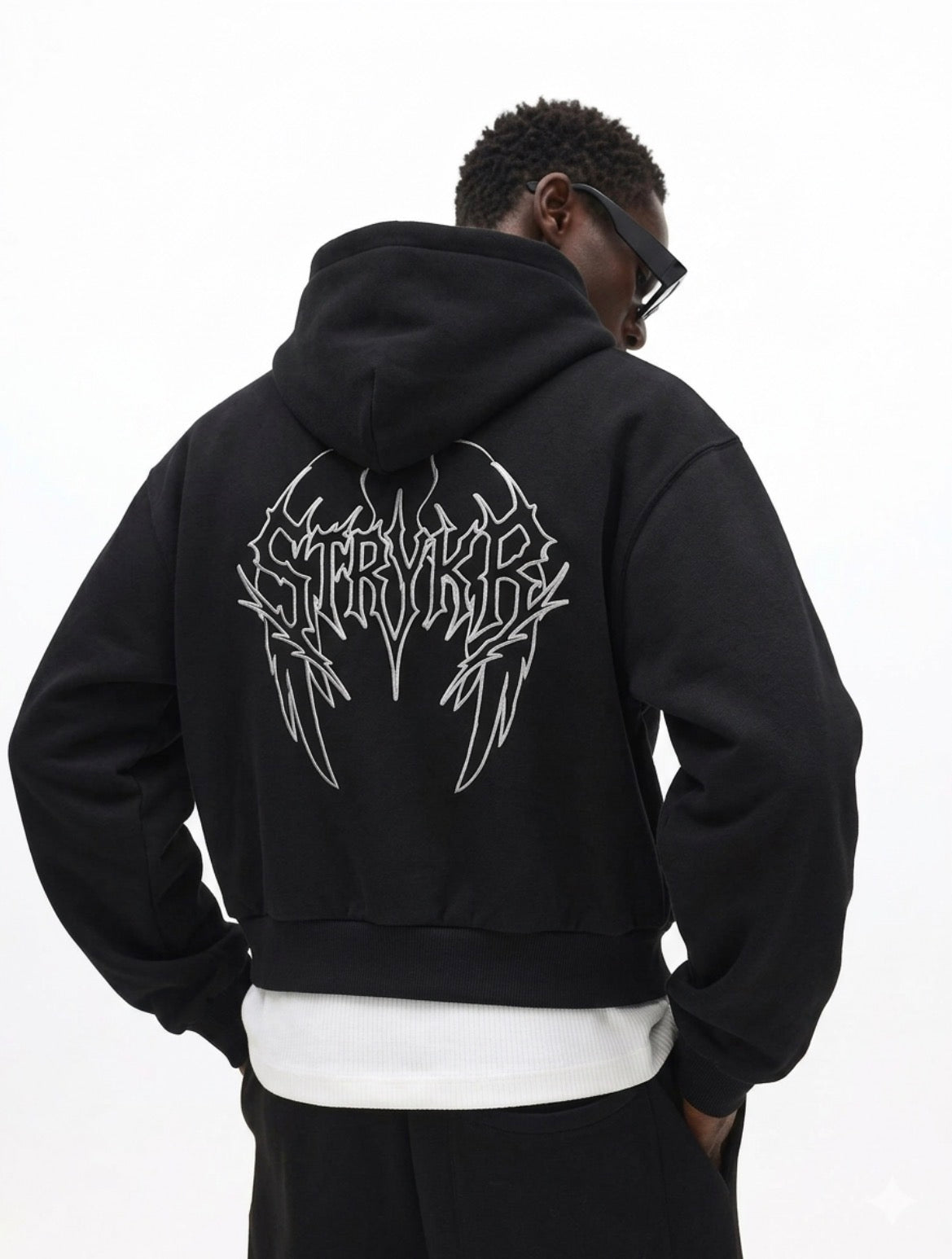 Black & White pumpcover hoodie